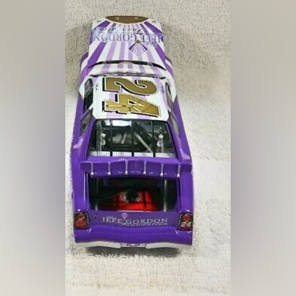 ACTION JEFF GORDON 24 FOUNDATION 2001 MONTE CARLO LTD ED DIECAST CAR 1:24 - Picture 7 of 7